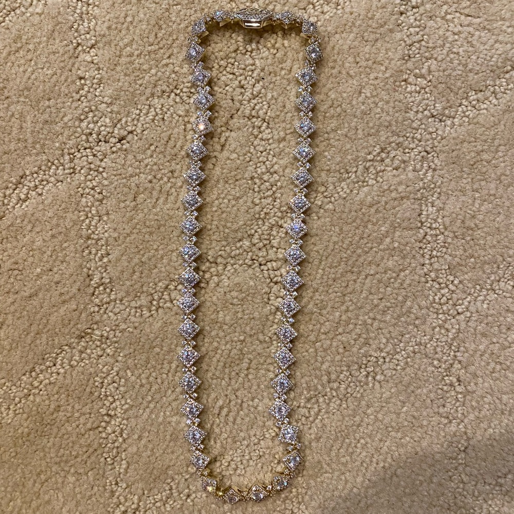 Cloister link chain gold necklace